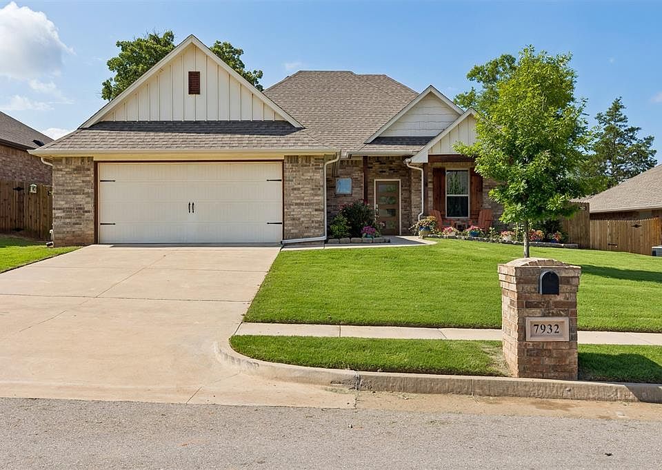 1st image of 7932 Mimosa Dr