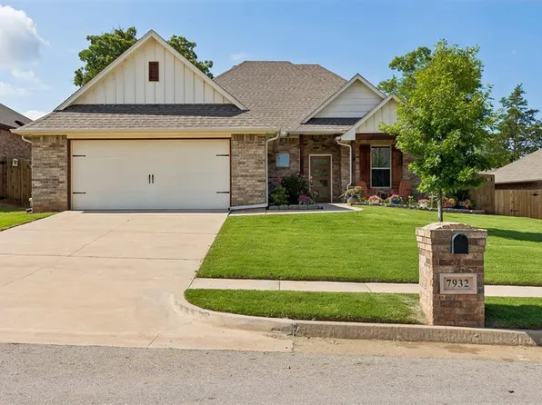 7932 Mimosa Dr, Edmond, OK 73034