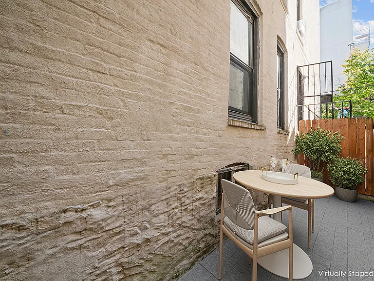 354 22nd St #1 — Photo 12