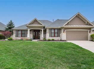 128 Harbour Dr, Springboro, OH 45066