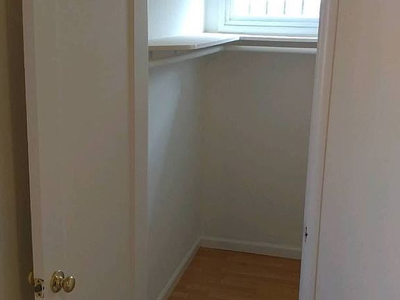 4th image of 7320 Hillside St