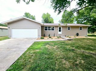 103 Terrill Ln, Carl Junction, MO 64834