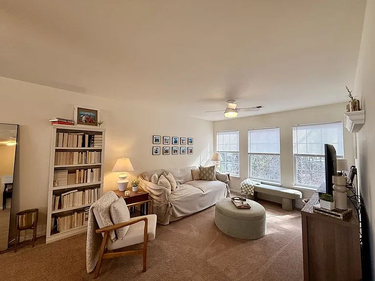 1104 Harvester Cir #1 — Photo 24