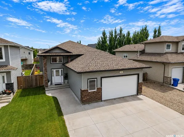 6 Guy DRIVE, Prince Albert, SK S6X 0A3