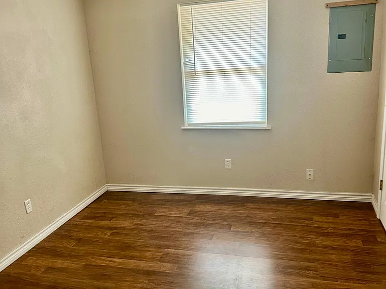 2425 County Road 2872 #4 — Photo 4