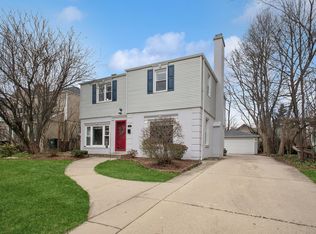 538 S Pine Ave, Arlington Heights, IL 60005