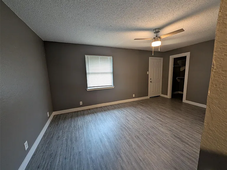 6709 Ridgecrest Ct — Photo 11
