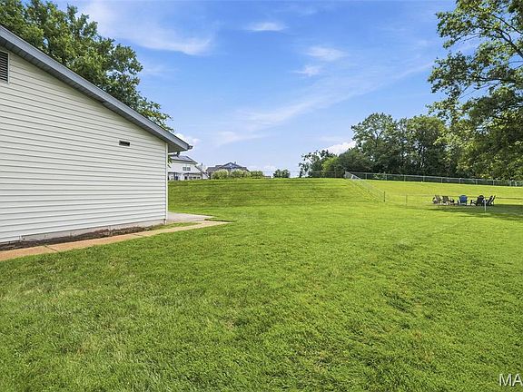 5th image of 2266 Halyard Ct