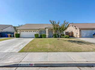 11505 Orchard Park Dr, Bakersfield, CA 93311