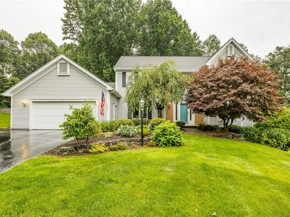 9 Chelten Rise, Fairport, NY 14450