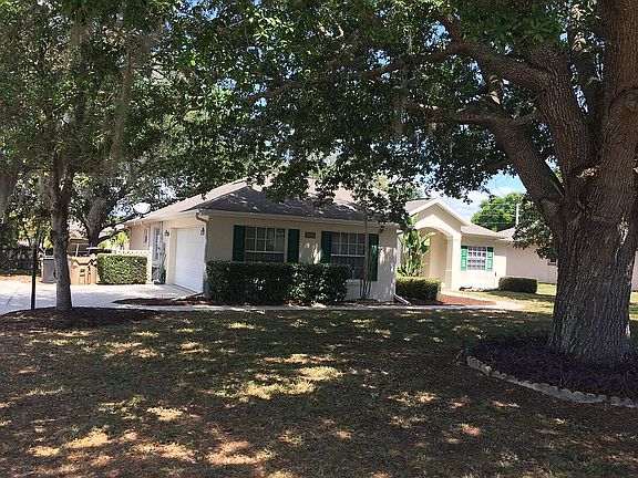 5th image of 34016 Valencia Dr