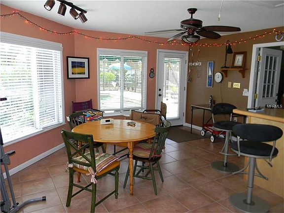 5th image of 3865 Dovehollow Dr