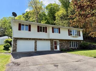 1137 Greenwood Gln, Endwell, NY 13760