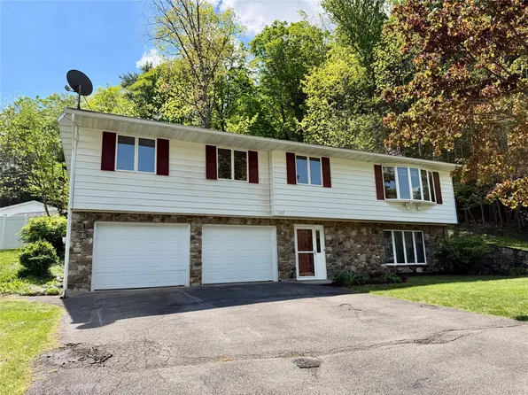 1137 Greenwood Gln, Endwell, NY 13760