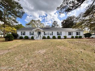 400 E College St, Salemburg, NC 28385