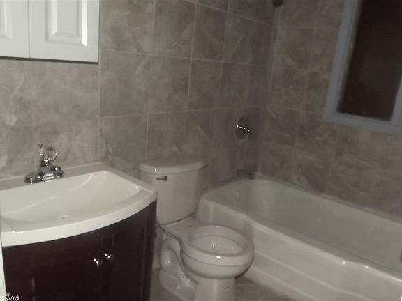 5th image of 706 W 26th Ave