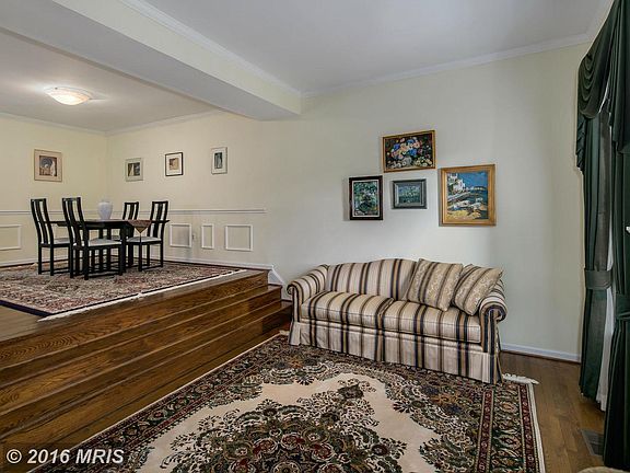 5th image of 5903 Munson Ct