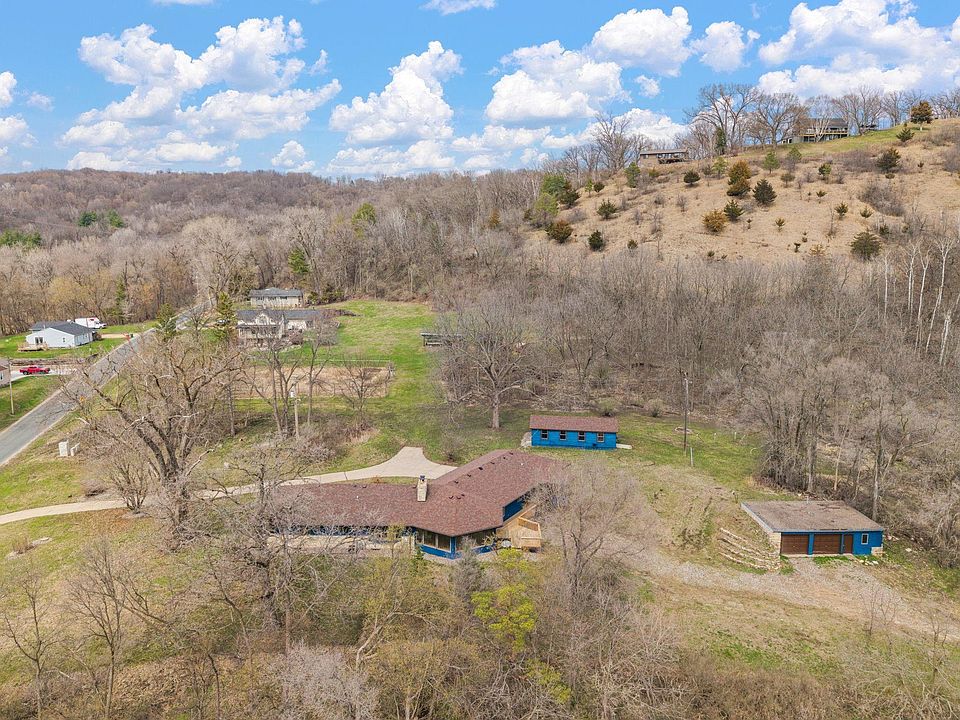 1st image of 27096 Sevastopol Rd