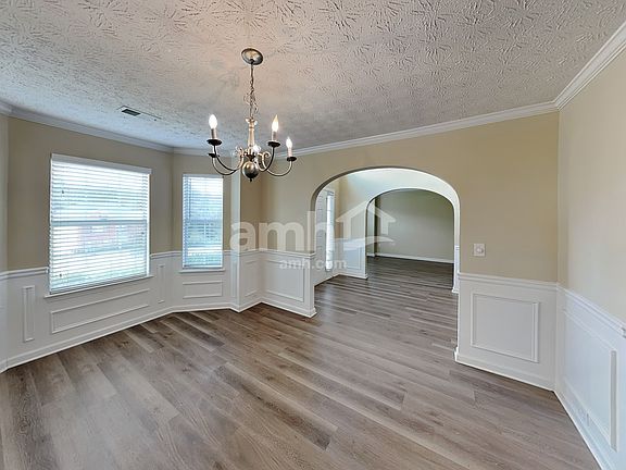 5th image of 131 Cottonbelle Dr