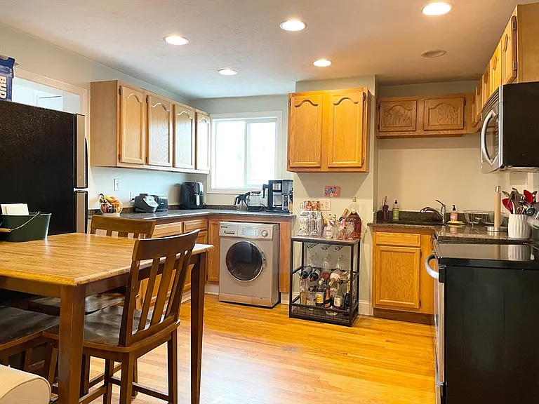 4 O St #3 — Photo 3