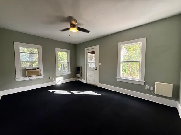 1017 6th St S #3, Saint Petersburg, FL 33701