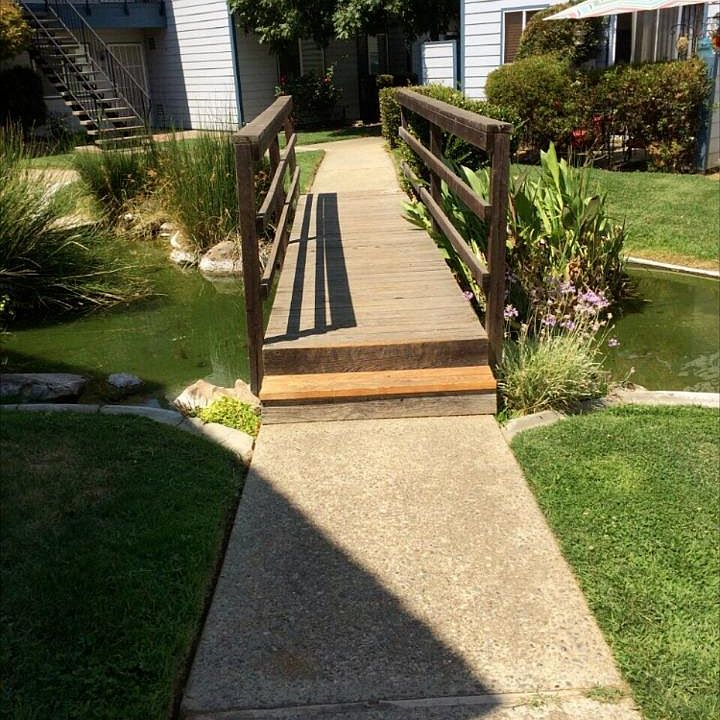 1st image of 445 E Almond Dr #39