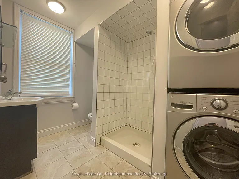 112 Orange St #B — Photo 5