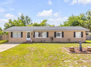 1520 Newport Ave, Deland, FL 32724