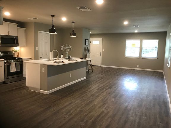 4th image of 7833 Mary Frances Ln