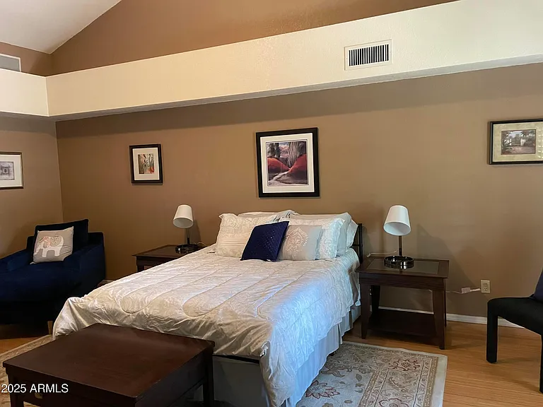 5521 E Paradise Dr — Photo 11