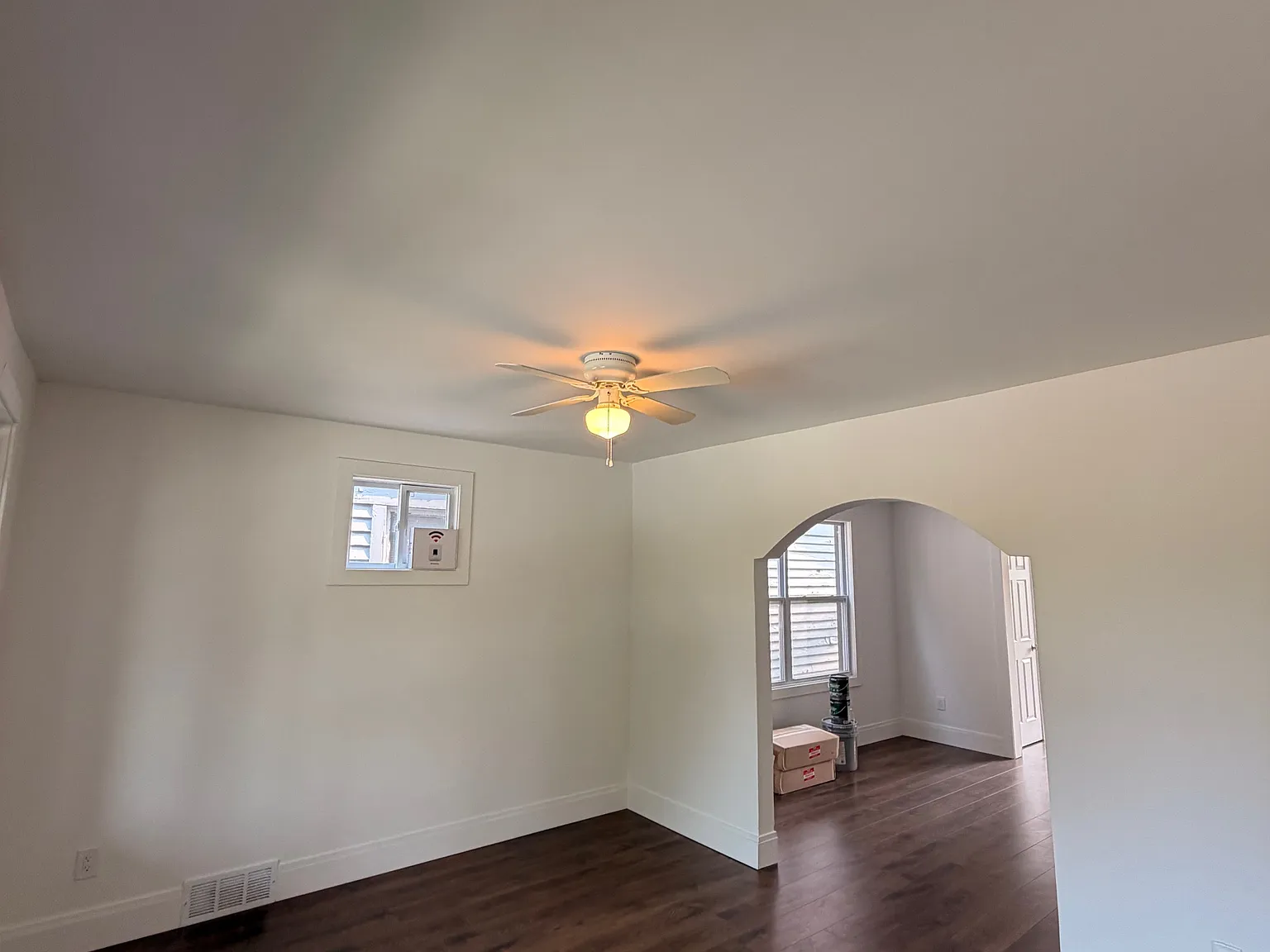6 bed, 1500 sqft, $2,000 — Photo 3