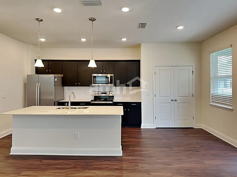 2509 Sunrise Landing Loop — Photo 5
