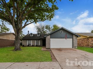 2806 Quail Run Dr, Humble, TX 77396