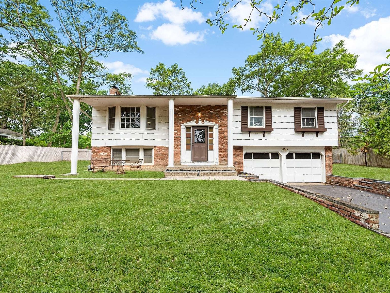 20 Pinecone Lane, Commack, NY 11725 Zillow