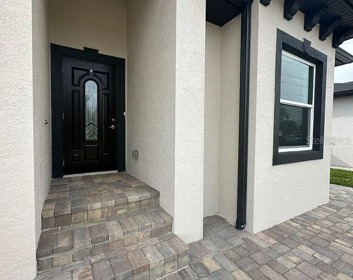 3 bed, 2.0 bath, 1307 sqft, $1,895 — Photo 3