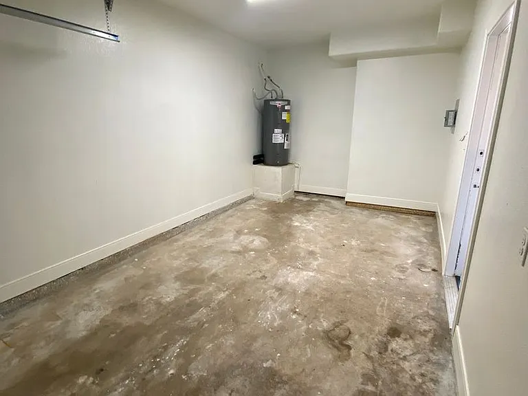 105 Homonu Ct — Photo 18