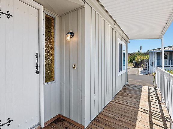 4th image of 300 Stony Point Road #248