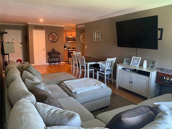 4th image of 130 S Park Ave APT 2GG