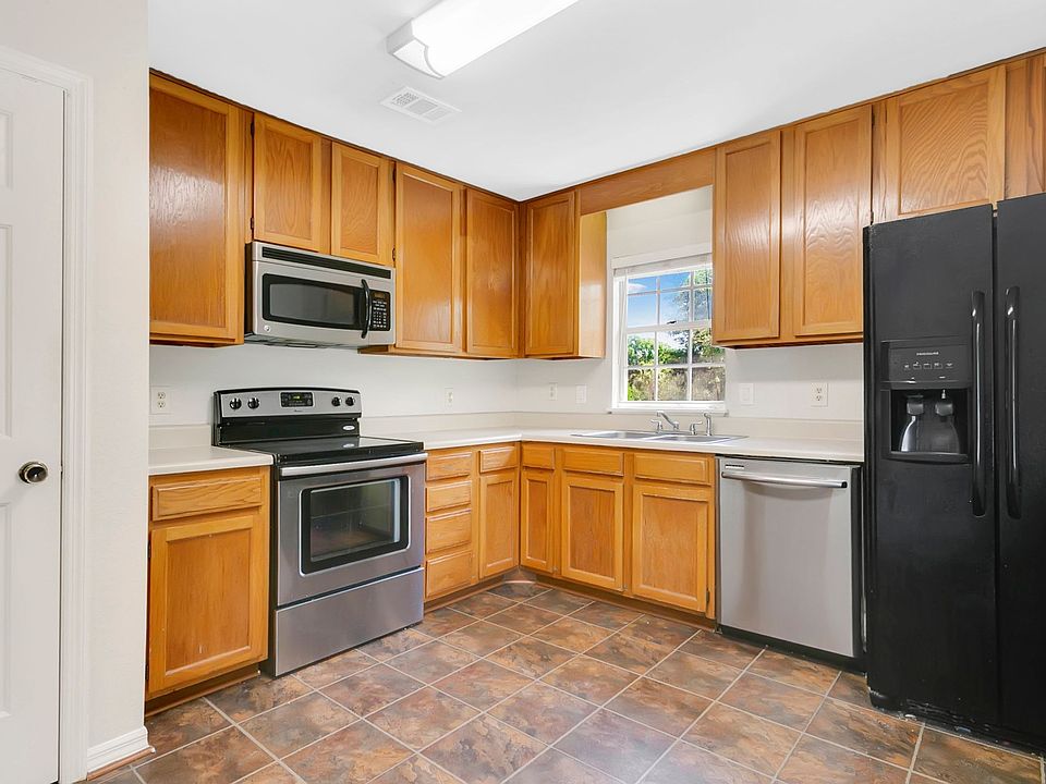 1st image of 1311 Clubside Dr