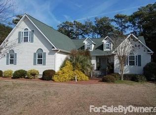 105 Peggy Ct, Morehead City, NC 28557