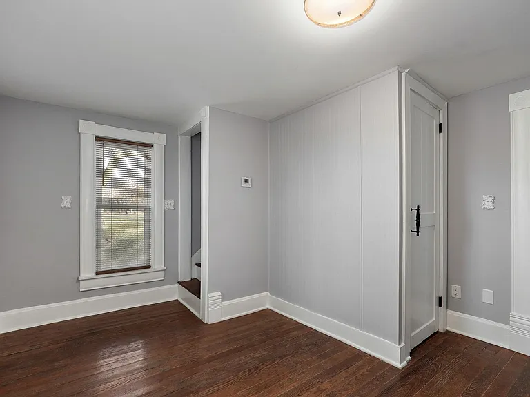 1528 Hidden Valley Rd — Photo 24