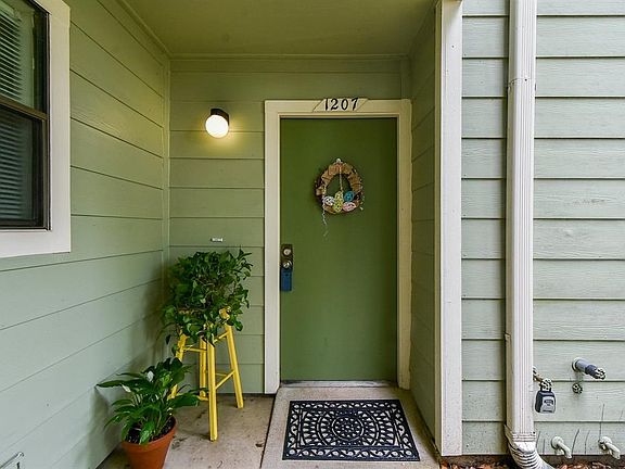 2nd image of 14777 Wunderlich Dr APT 1207