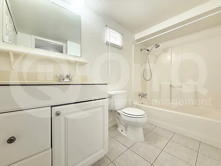 229 N Palm St #2 — Photo 4