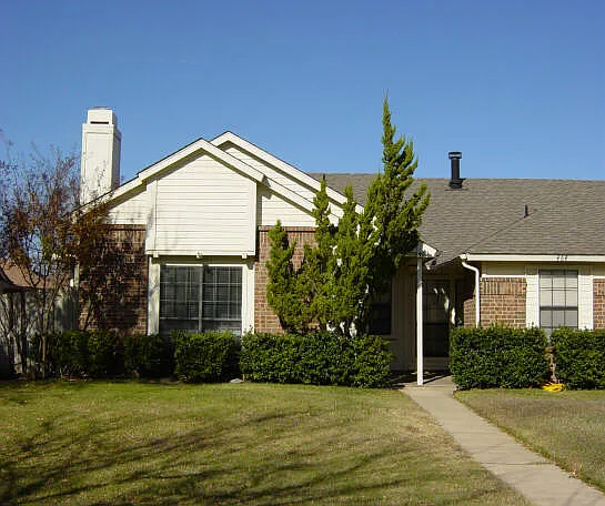Building Photo - 462 Whitley St