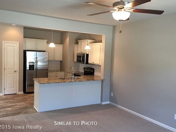 3rd image of 138 Cambridge Dr