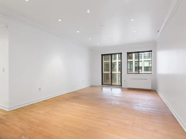 136 West 23rd Street 4C image 2 of 13