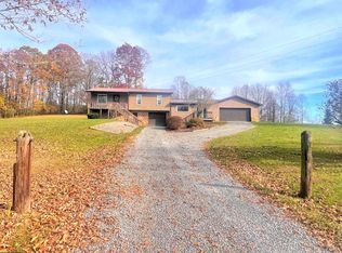 921 Bailey Hill Rd, Grafton, WV 26374