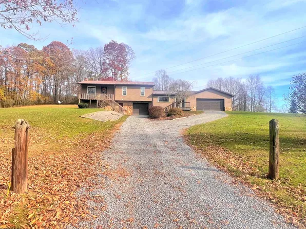 921 Bailey Hill Rd, Grafton, WV 26374
