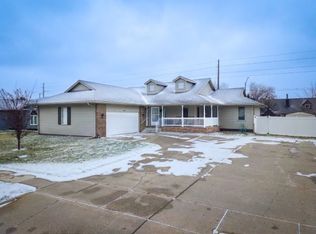 2003 Clark St, Norfolk, NE 68701