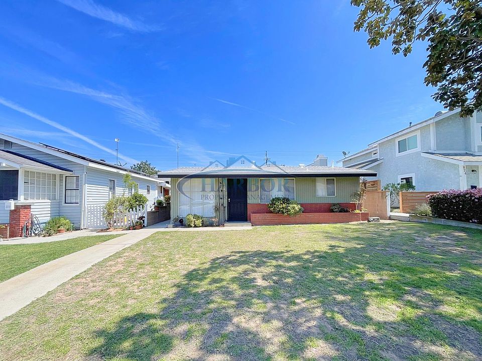 1st image of 820 Amapola Ave #A